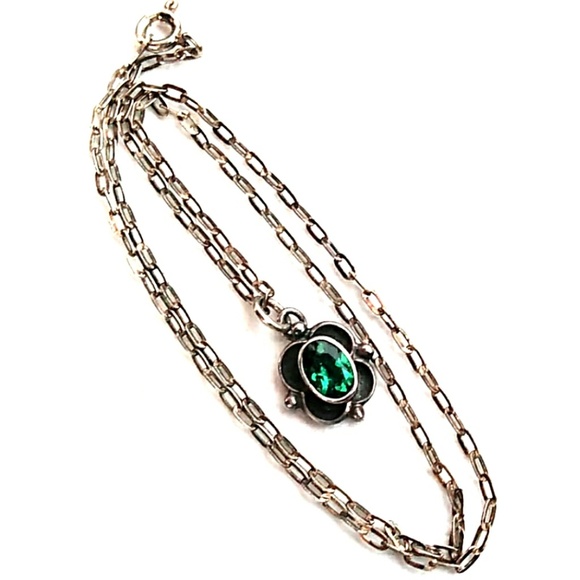 Vintage Jewelry - *WKEND SALE* S'Western Sterling Silver Emerald Pendant Dainty Necklace VINTAGE